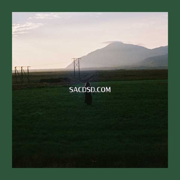 Ásgeir – Julia.jpg